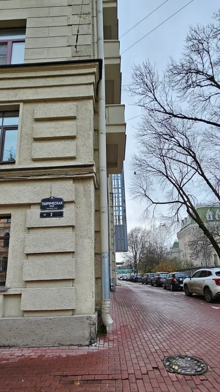 Квартира Двухкомнатная семейная квартира у Таврического сада — Санкт-Петербург