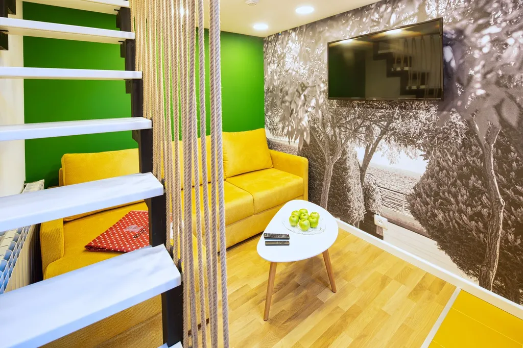 Апартамент на троих с частным внутренним двориком