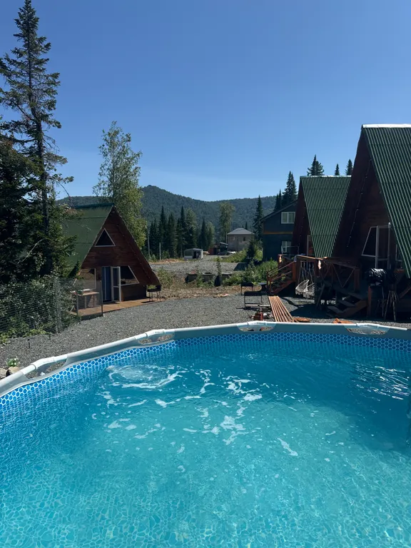 Коттедж Шале в стиле A-frame с видом на горы и лес — Шерегеш