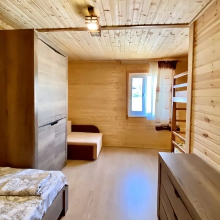 Коттедж Адмиральский домик на море — Солнечная Долина