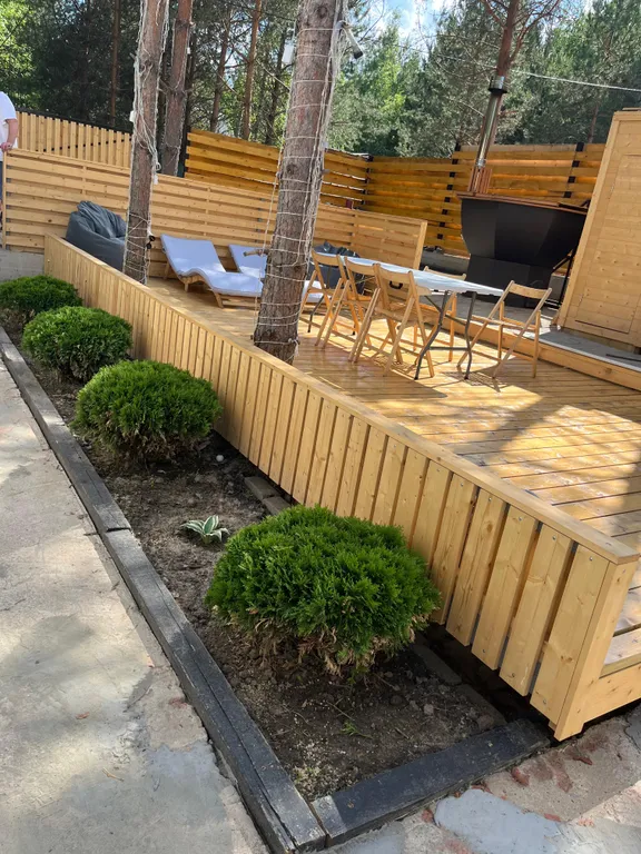 Дом в сосновом лесу