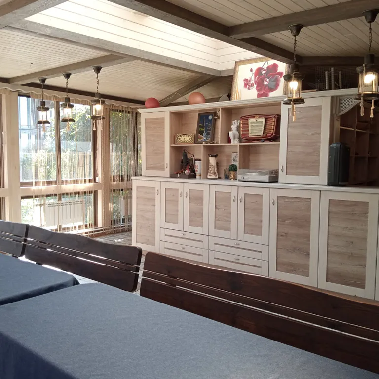 Дом с таверной