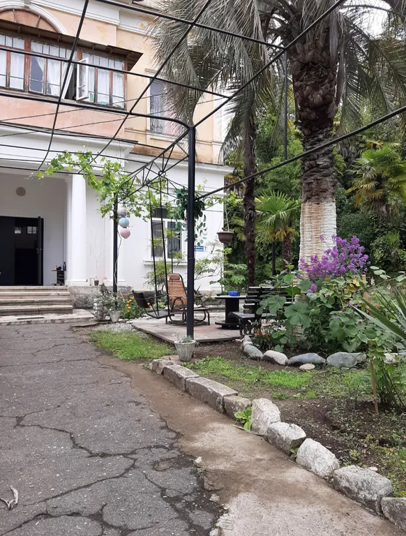 Четырехместный номер с отдельным входом №1