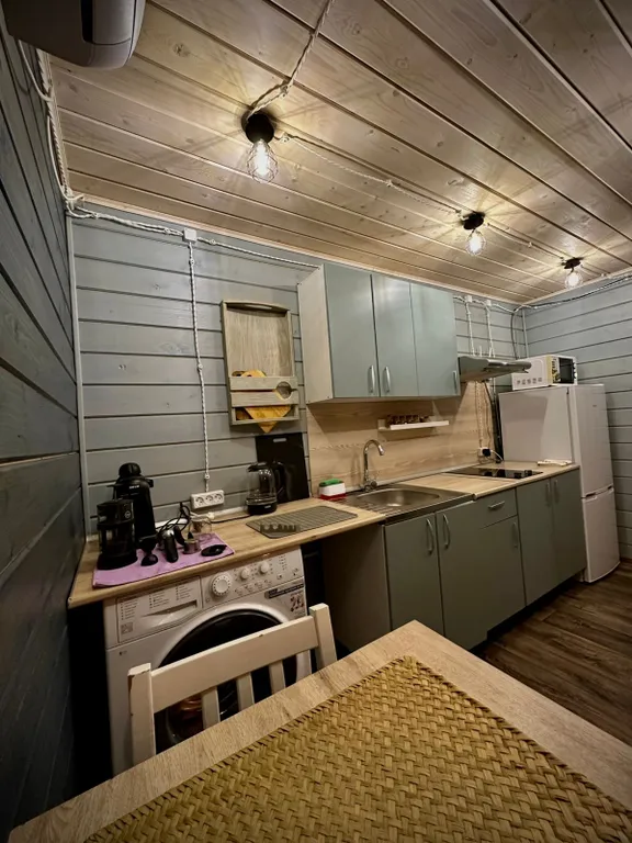 Коттедж на берегу озера