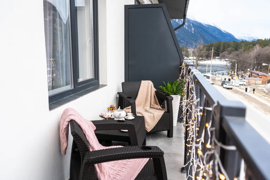 Уютная квартира с видом на озеро и горы