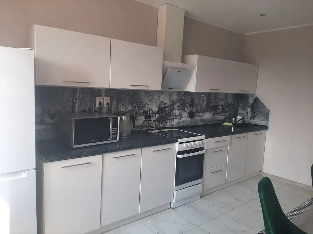 Большая, красивая, вместительная квартира в районе Большой Медведицы