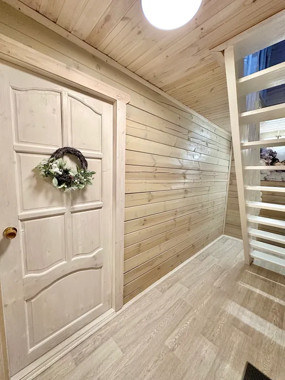 Коттедж Уютный домик в сосновом лесу — Кириши