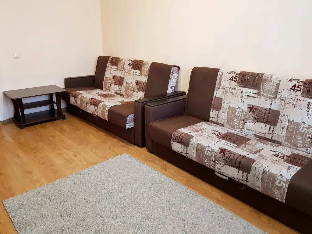 Уютная и солнечная однокомнатная квартира с красивым видом из окна