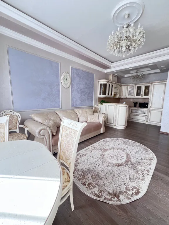 Уютная квартира с видом на горы в центре