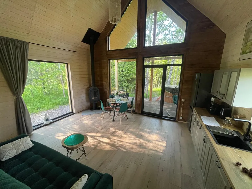 Уютный дом с купелью и камином Лесное Вдохновение