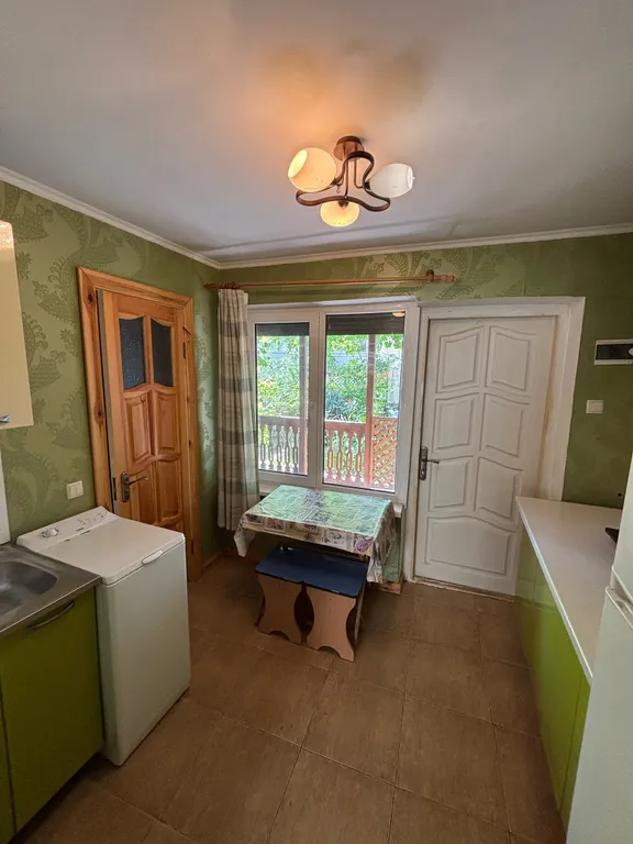 Студия в эко-стиле с кухней и со своей террасой в 200 метрах от моря