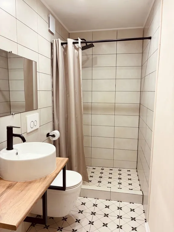 Панорамный дом в лесу