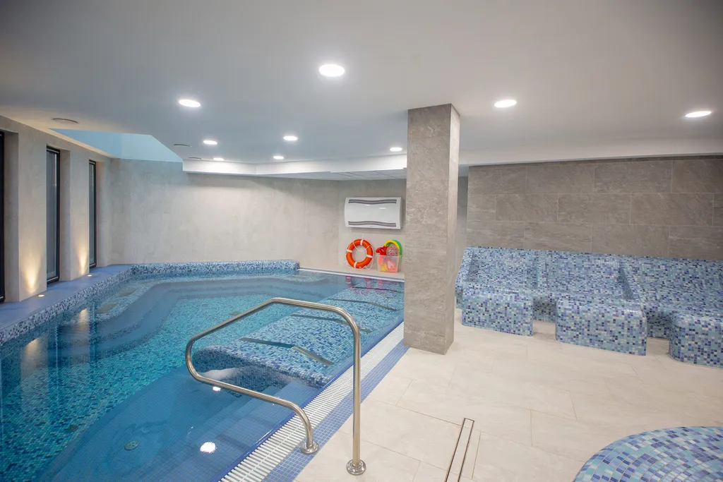 Апартаменты 4Кайф Kristall Apart с видом на море