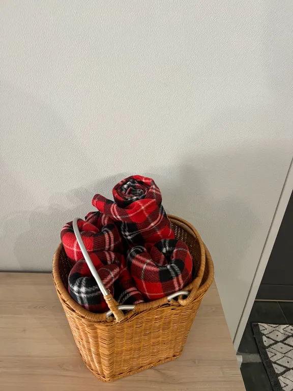 Апартаменты  с террасой с видом на горы в самом центре курорта Красная