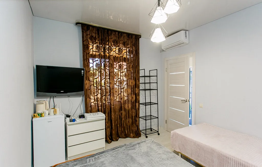 Квартира Стандартный 2-3х местный номер с удобствами, на первом этаже — аренда посуточно в Цандрыпш