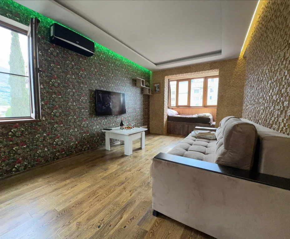 Уютная однокомнатная квартира для 2-3 человек в центре Гагры — аренда посуточно в Гагра