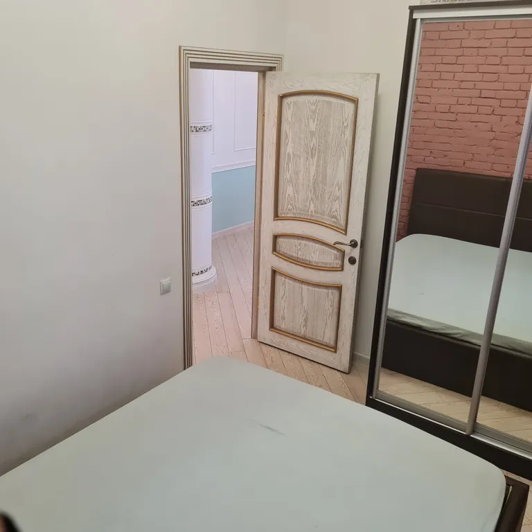 Квартира с видом на набережную у Кремля