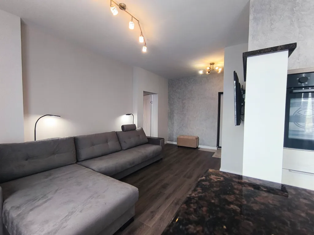 Прекрасная квартира,через дорогу пляж