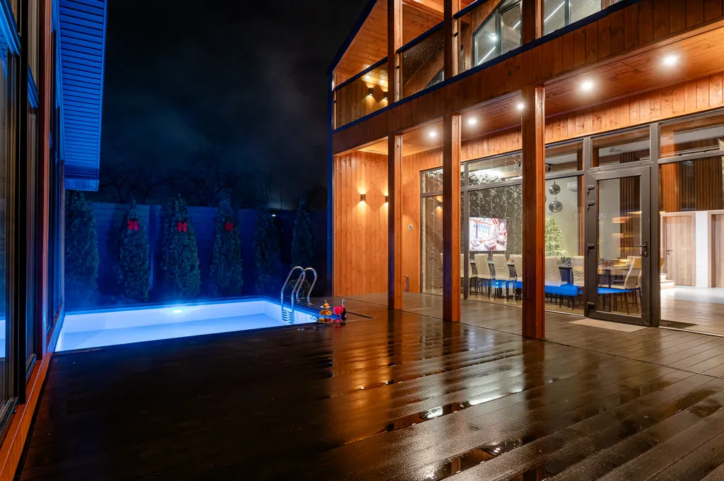 Баня и басейн в Ликино