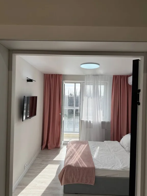 Квартира Двухкомнатная квартира у озера в центре Краснодара — Краснодар