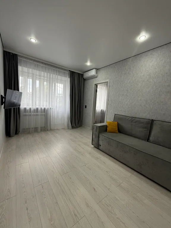 Уютная двухкомнатная квартира в центре города