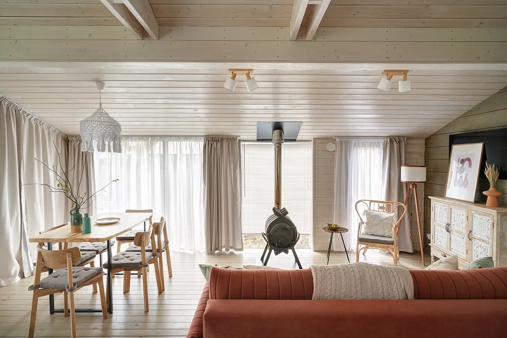 Коттедж Дом с панорамными окнами и печью для семейного отдыха, отдыха с детьми — Семеновское