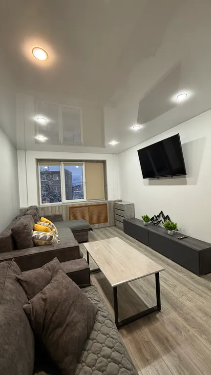 Уютная двухкомнатная квартира на 2 этаже недалеко от склона