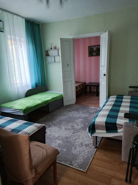 Часть дома с двумя комнатами со всеми удобствами в городе Ейск