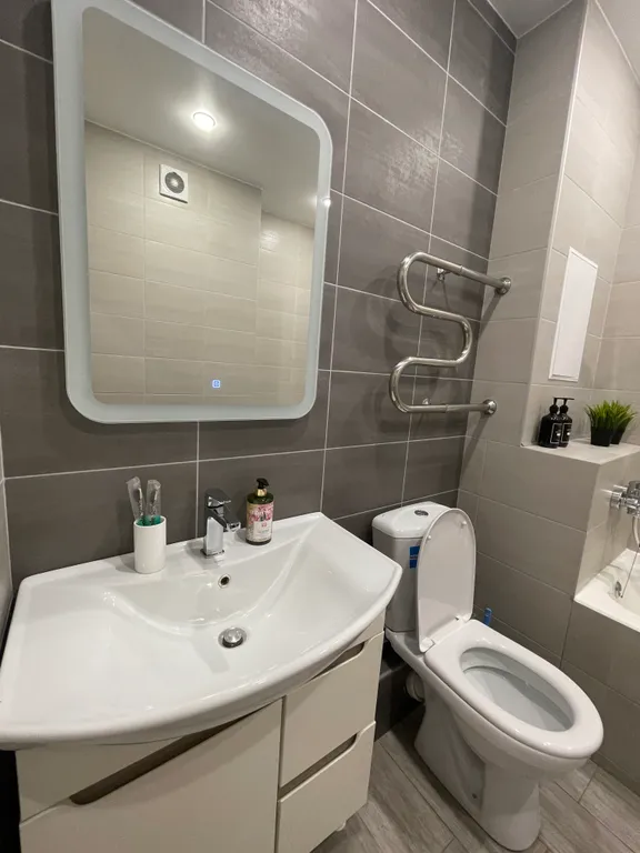 Квартира Уютная квартира рядом с Аэропортом Толмачево — Обь