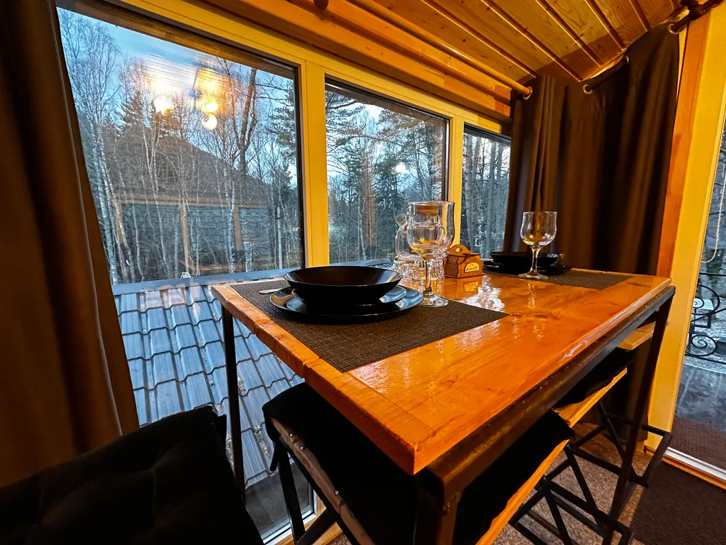 Коттедж Уютный домик с панорамными окнами с видом на лес — Архыз