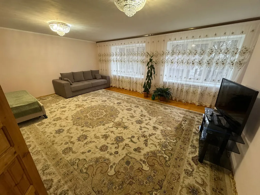 Уютная квартира в лесу