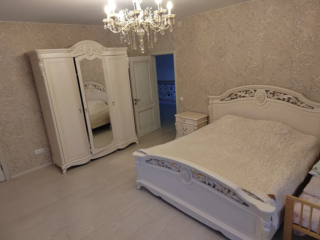 10-комнатный Дом