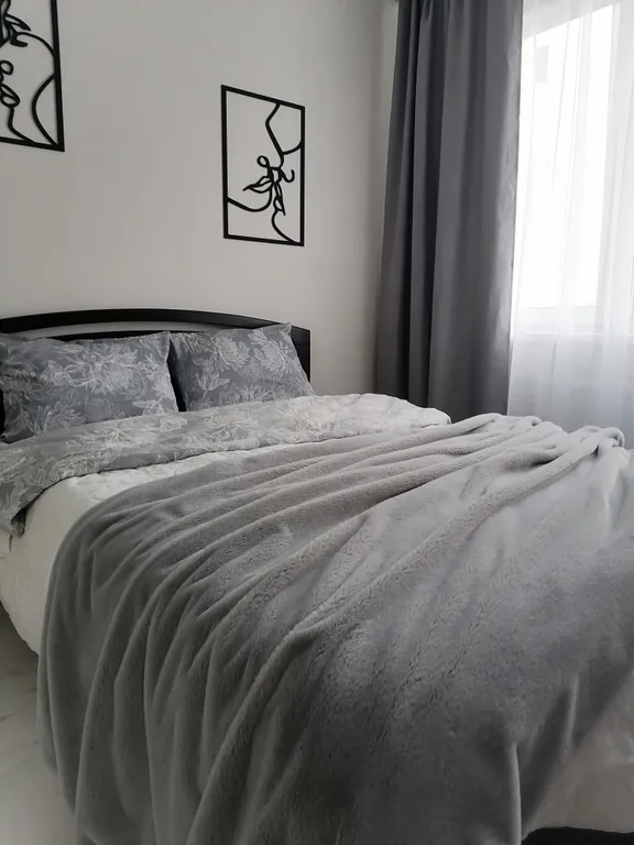 Уютная, светлая квартира в новостройке на въезде в город