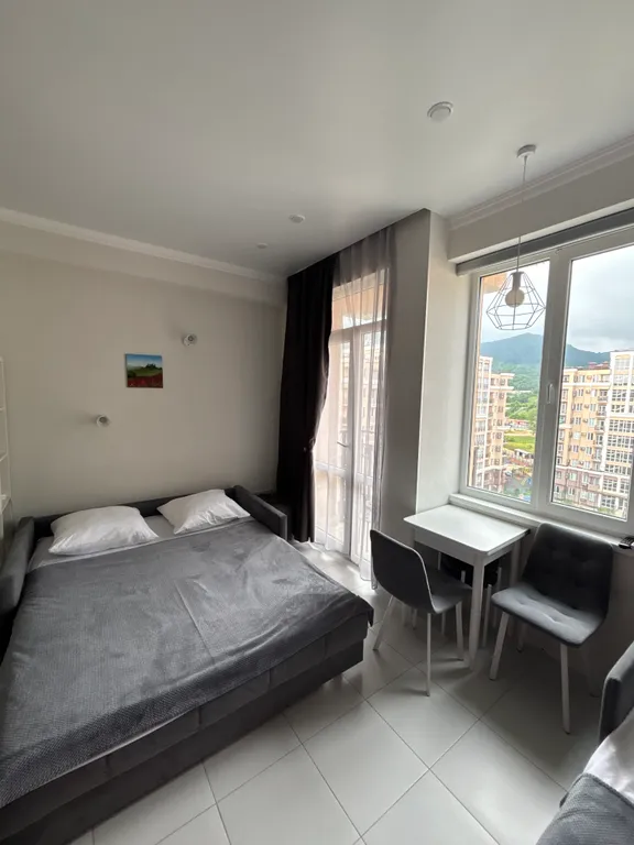 Новая студия с дизайнерскими ремонтом