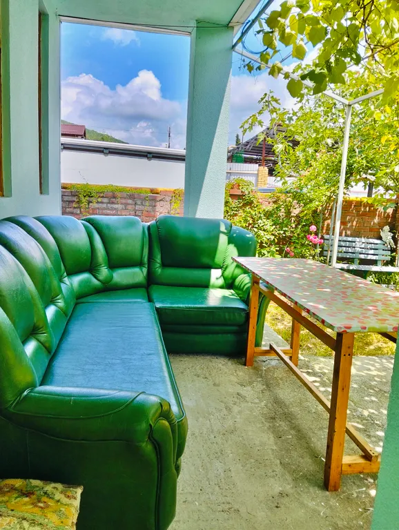 Уютная комната у моря