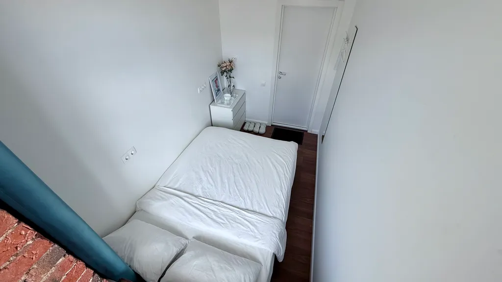 Уютная комната в стиле Лофт у метро Парк Культуры