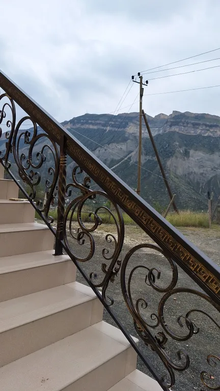 Домик на холме