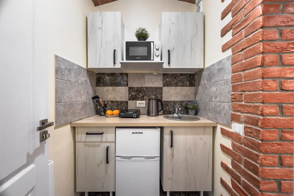 Квартира Квартира Трехместная студия на набережной канала Грибоедоева — Санкт-Петербург