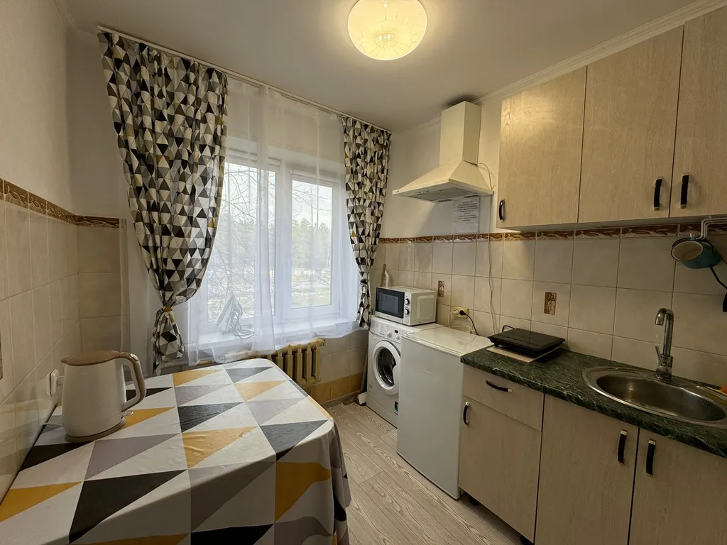 Уютная комната в квартире, в 10 мин. ходьбы от Аэропорта