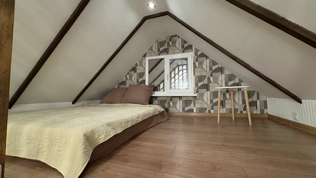 Домик на море, тихое и спокойное место, дубовая роща