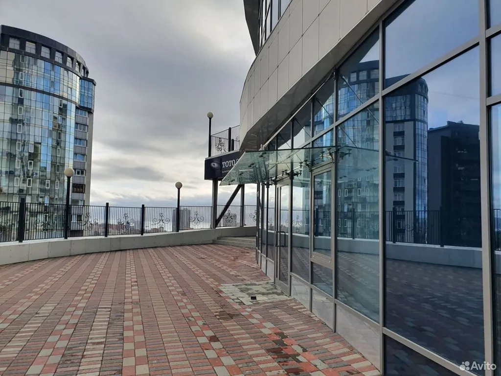 2х.ком.кв.  85.кв.м  в Центре вид на море и город , район Фуникулёра