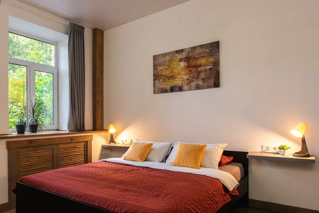 Квартира Квартира в центре с отдельным входом и своей парковкой под окном — Ярославль