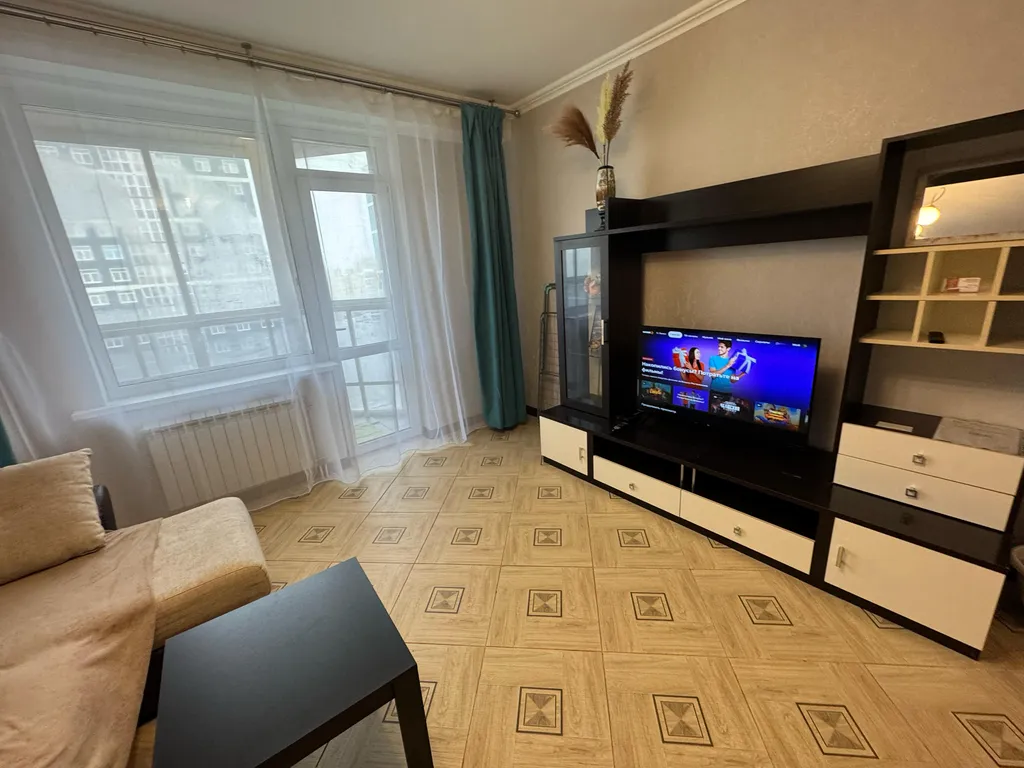 Квартира возле ОКБ и Экспо