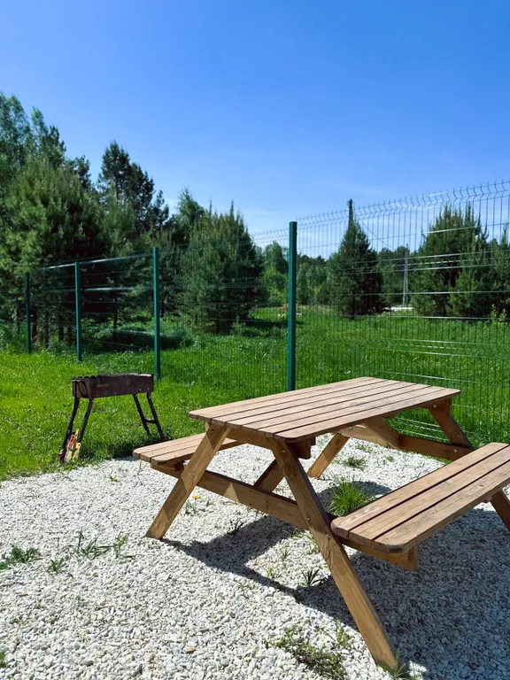 Уютный дом в лесу