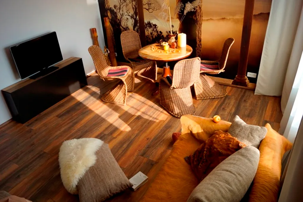 Дизайнерские апартаменты у частного озера