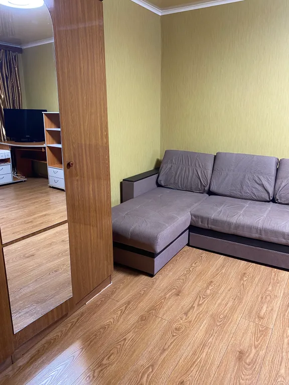 1-комнатная квартира недалеко от моря, 2 этаж, вид  на Парк