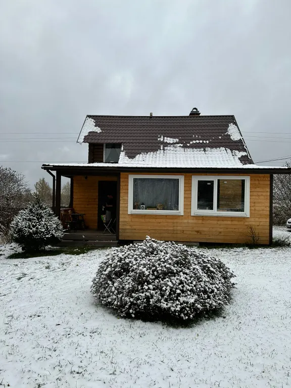 Коттедж Домик с баней в деревне — Кавголово