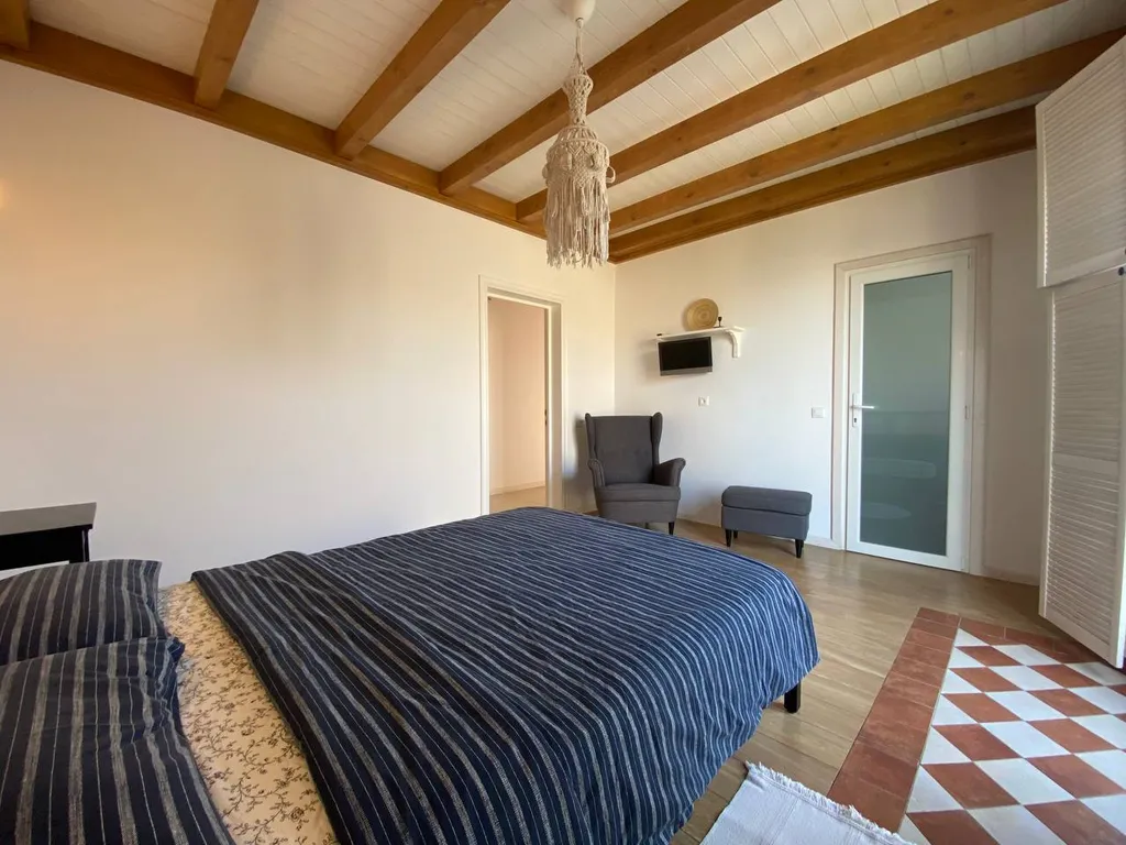 4-комнатная Квартира