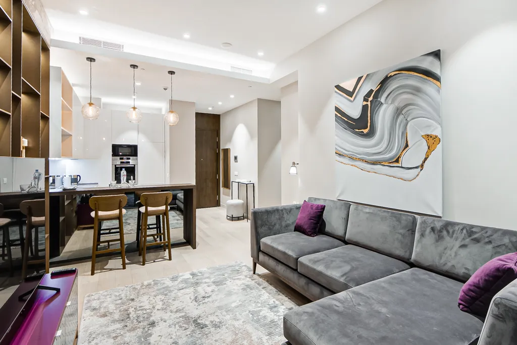 Уютный стильный романтичный апартамент на 60м этаже Neva Tower