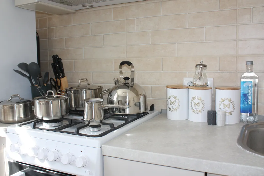 Тихая квартира в самом центре города, окна во двор, рядом парковка